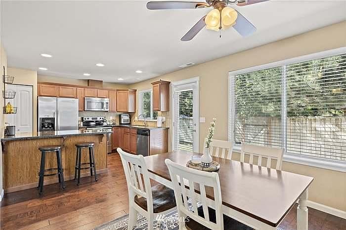 1st image of 8524 Graham Dr SE