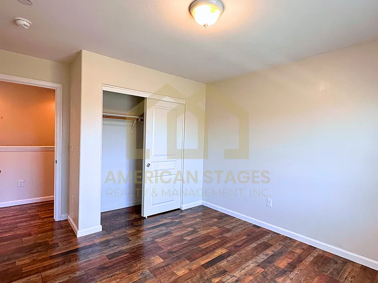 1208 Meridian Way — Photo 13