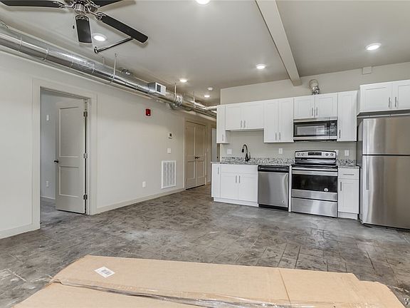 5th image of 1110 17th St #103
