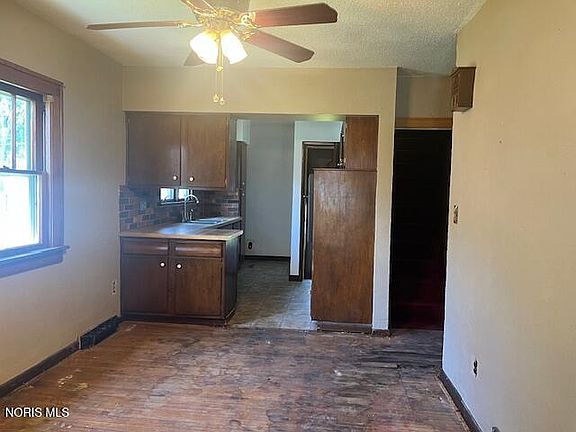 4th image of 1148 Columbus Ave
