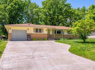 2416 S Quincy Ave, Sedalia, MO 65301