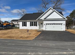 18 Clinton St, Rensselaer, NY 12144