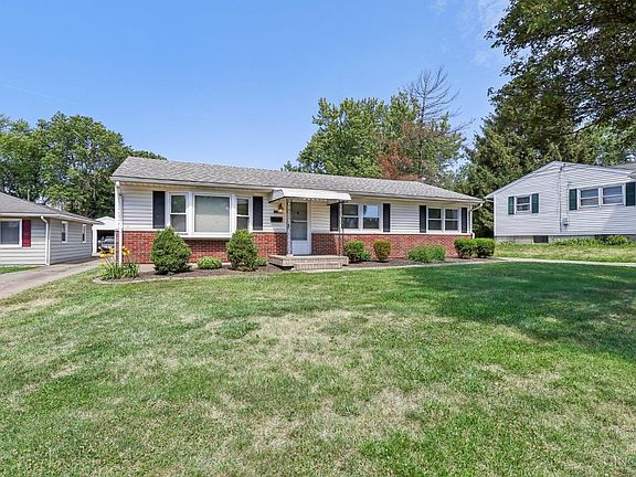 2nd image of 204 Batsey Dr