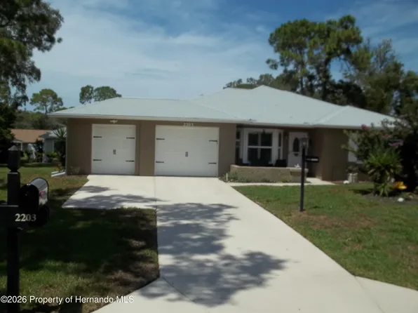 2203 Wingfoot Ct, Spring Hill, FL 34606