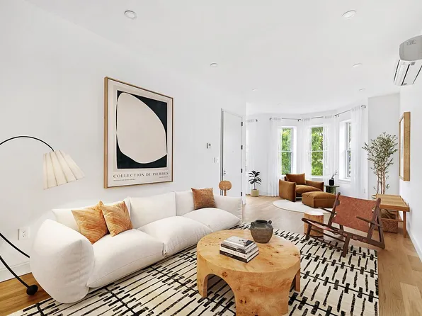248 Palmetto St #1, Brooklyn, NY 11221