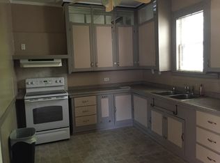 26 Chestnut St APT 2, Tilton, NH 03276