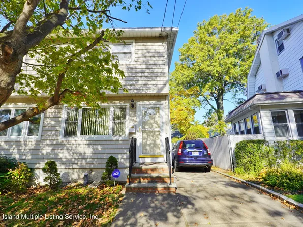 111 E Raleigh Ave, Staten Island, NY 10310