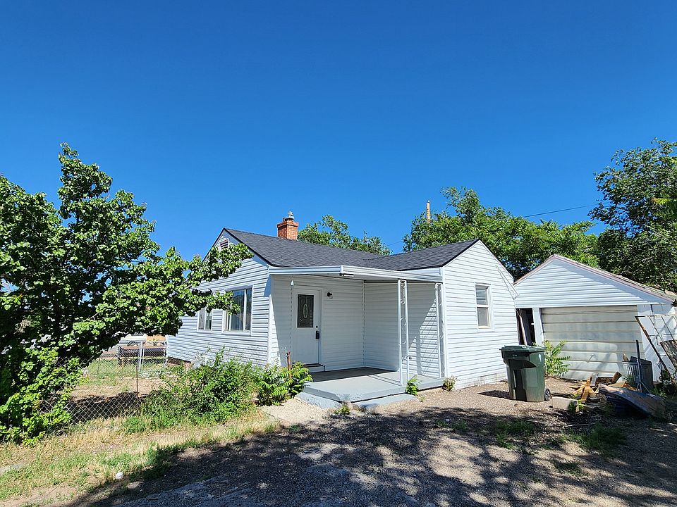 119 Berkley Ave, East Carbon, UT 84520 | MLS #2005842 | Zillow