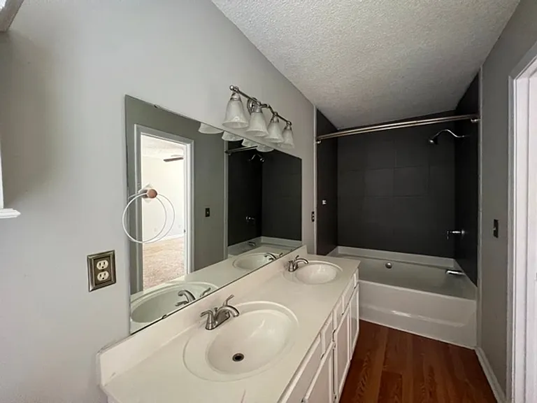 150 Bradstone Rd — Photo 6