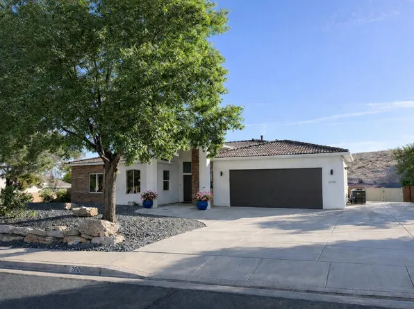 2006 E Westcliff Dr, Saint George, UT 84790