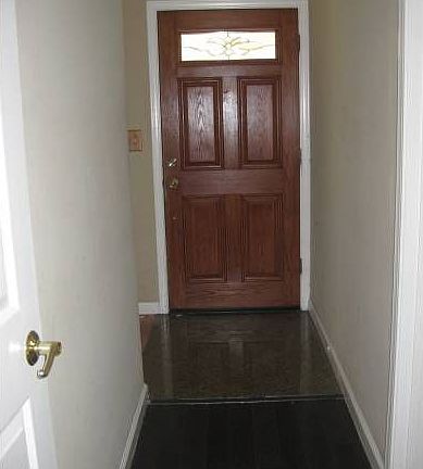 4th image of 4021 Mulberry Ct