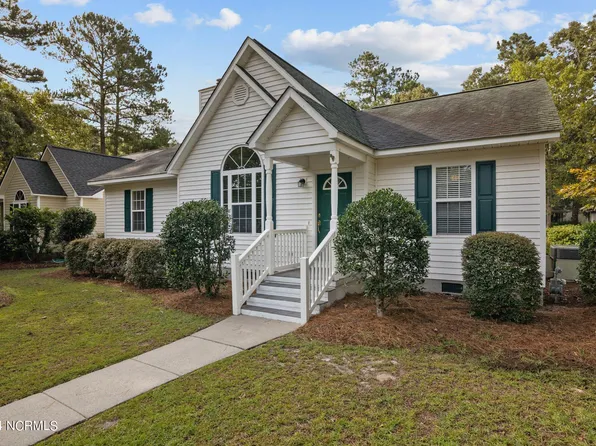 917 Buckingham Road, Trent Woods, NC 28562