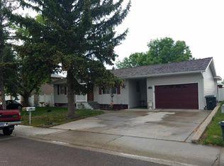 813 Beech St, Gillette, WY 82716