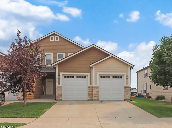 802 40th St E, Williston, ND 58801