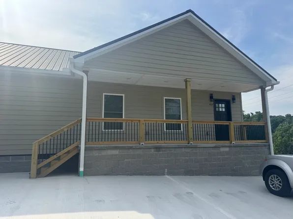 (undisclosed Address), Stanton, KY 40380