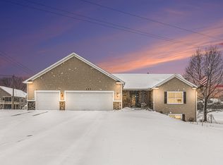 359 Sunset Hills Ave SW, Grand Rapids, MI 49534