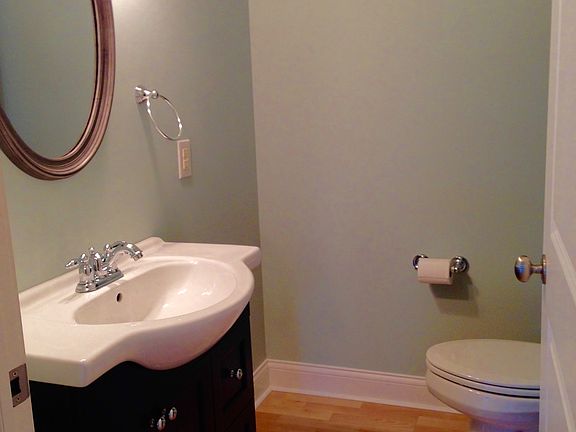 1/2 bath