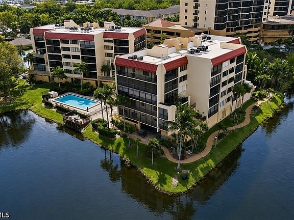 2nd image of 7129 Lakeridge View Ct APT 203