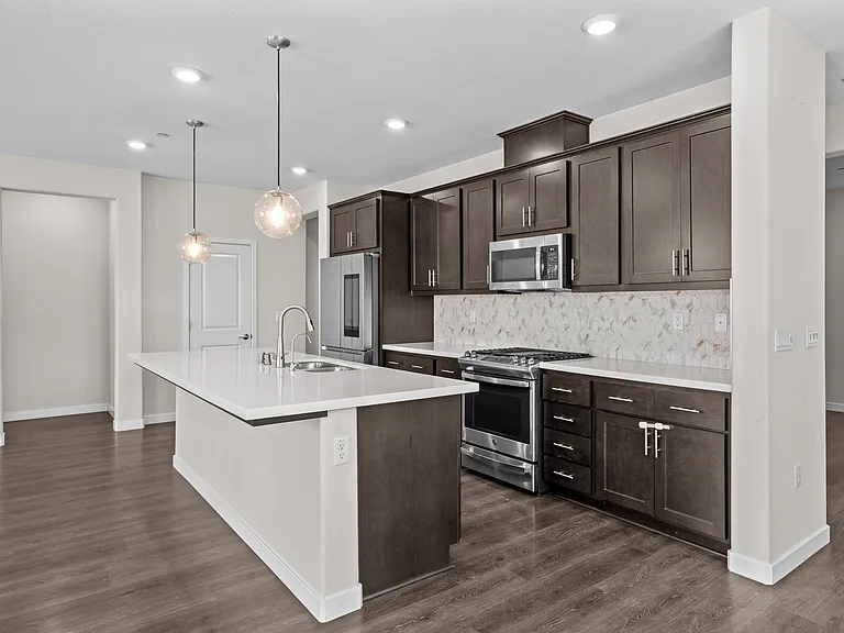 933 Tern Dr — Photo 7