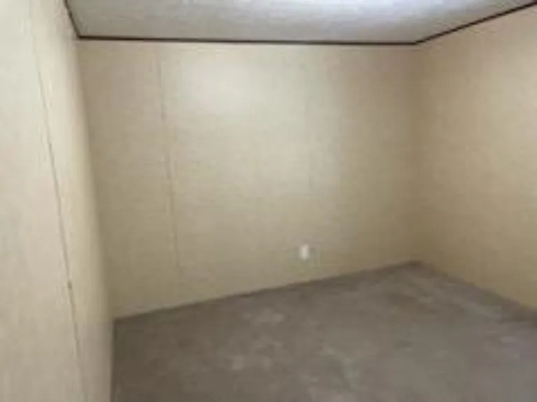 1000 Dickinson Mobile Home Park — Photo 7