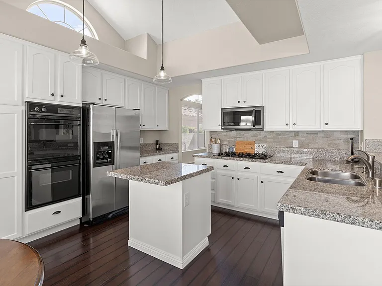 2417 Shady Vista Dr — Photo 16
