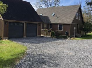 3469 Currybush Rd, Schenectady, NY 12306