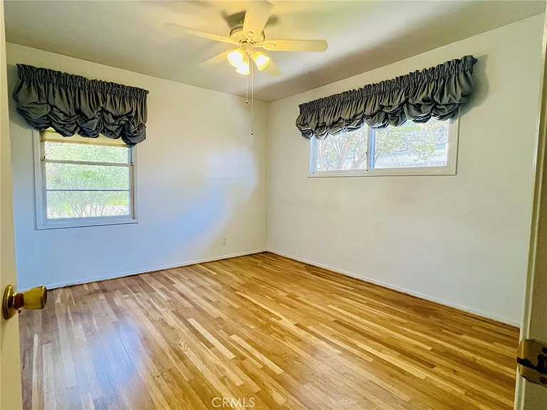 2408 S 8th Ave — Photo 13