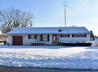 869 Crescent Dr, Urbana, OH 43078