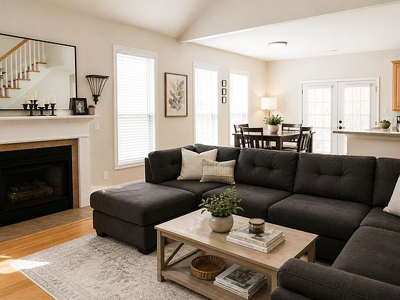 5th image of 108 Seneca Cir