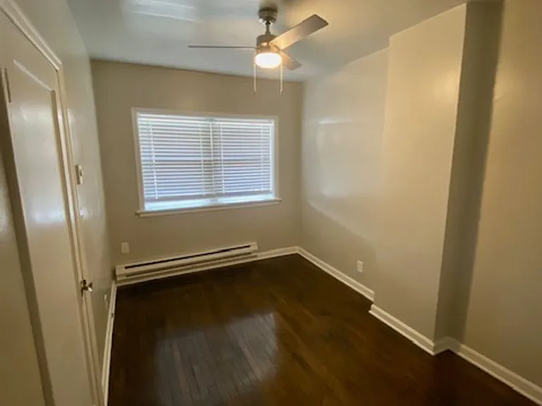 2911 E Diamond Ave — Photo 4