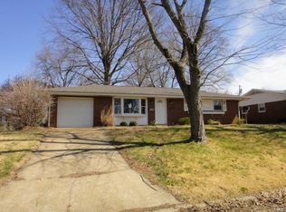 212 Ladue Rd, Belleville, IL 62223