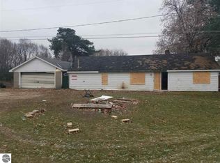 7256 E Hc Edmore Rd, Vestaburg, MI 48891