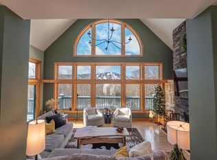 9 Lodge Ln, West Dover, VT 05356