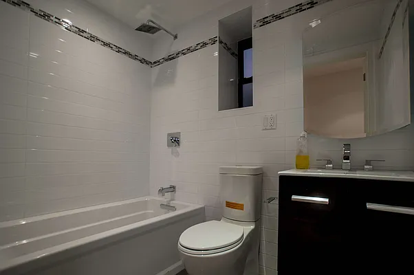 Rented by Cast Iron Real Estate | media 7