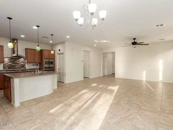 5th image of 4706 S 102nd Ln