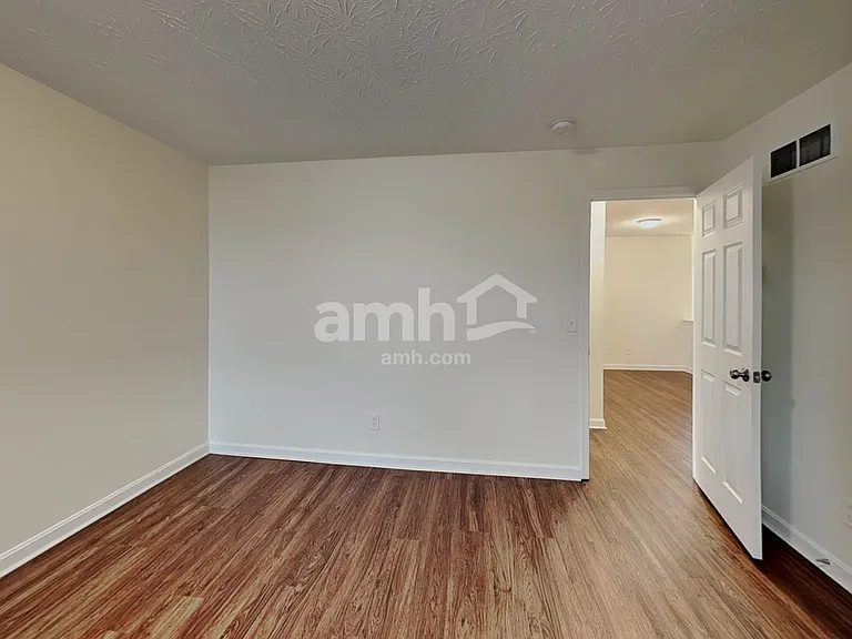 9302 Hardwicke Ln — Photo 16