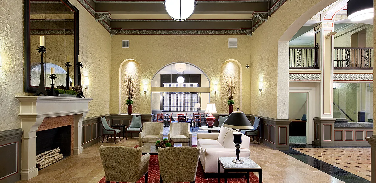 Valentine Apartments — Photo 3