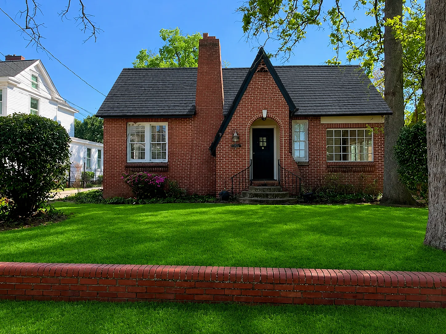 1 bed, 950 sqft, $1,300 — Photo 1