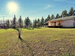 8 S Sunnyside Dr, Ponoka County, AB T0C 2J0
