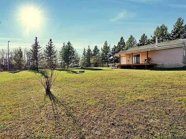 8 S Sunnyside Dr, Ponoka County, AB T0C 2J0