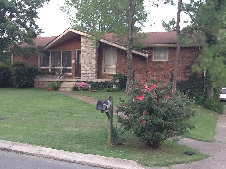1st image of 216 Sailboat Dr