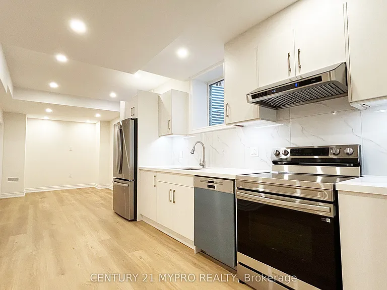 19 William Crawley Way — Photo 7