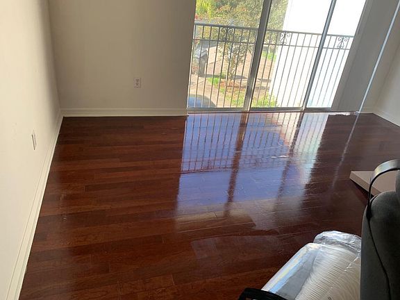 4th image of 9519 Citrus Glen Pl