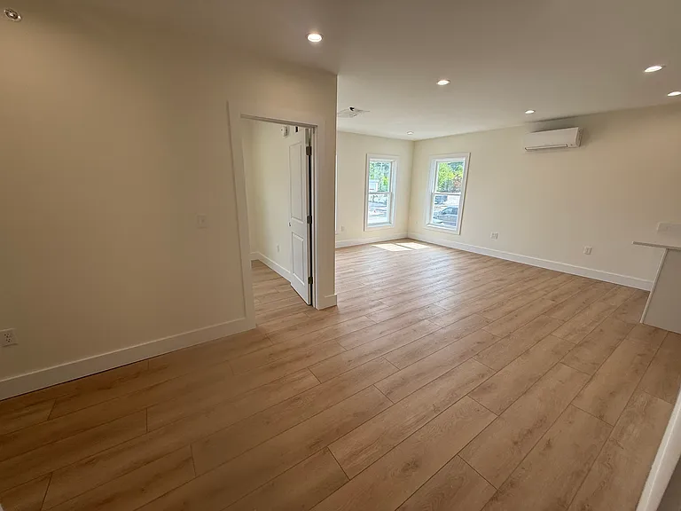 24 Stone St #203 — Photo 2