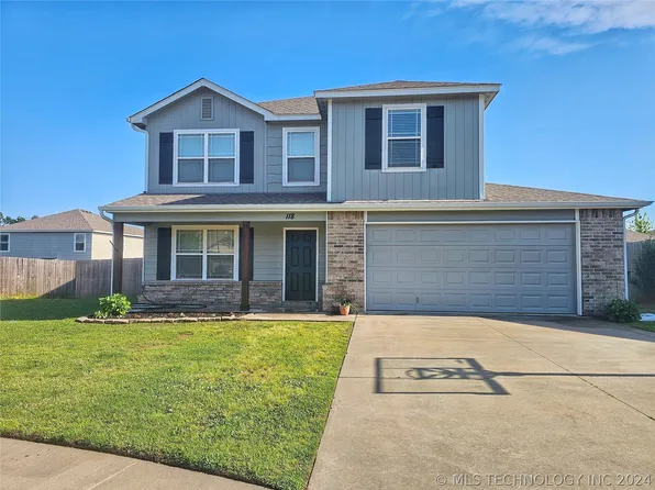 118 W 45th St, Sand Springs, OK 74063