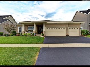 39W953 Wellington Way, Geneva, IL 60134