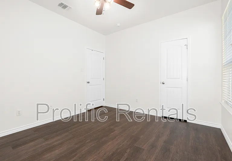 5101 Rose Petal Ct #1 — Photo 18