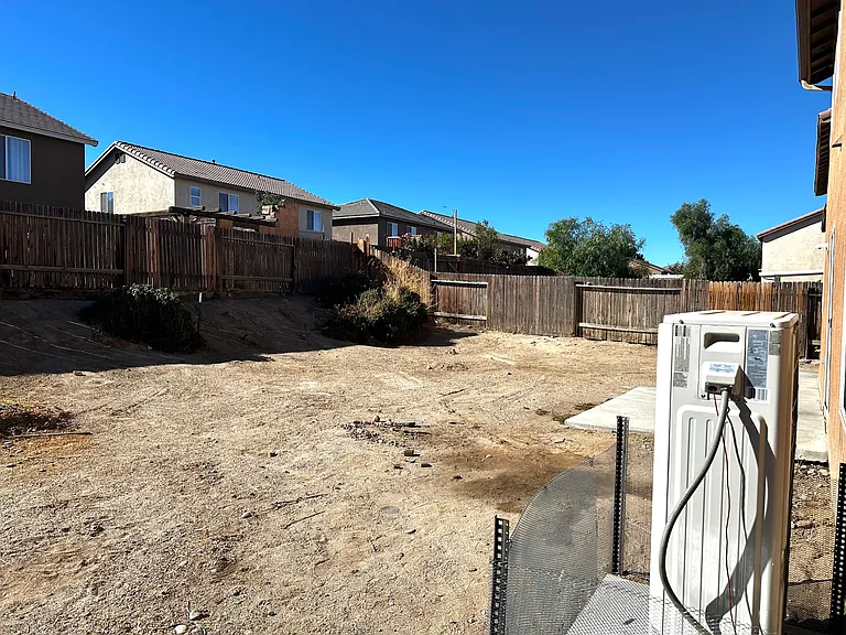 14073 Mare Ln — Photo 17