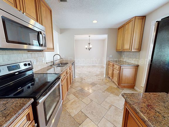 5th image of 14089 Lumberton Falls Dr