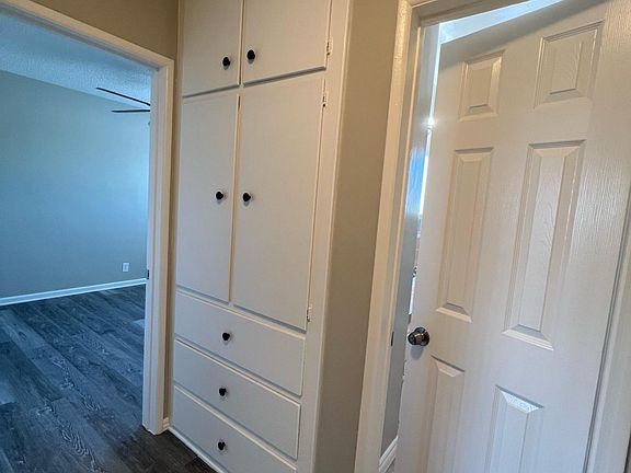 4th image of 3401 W 109th St #4